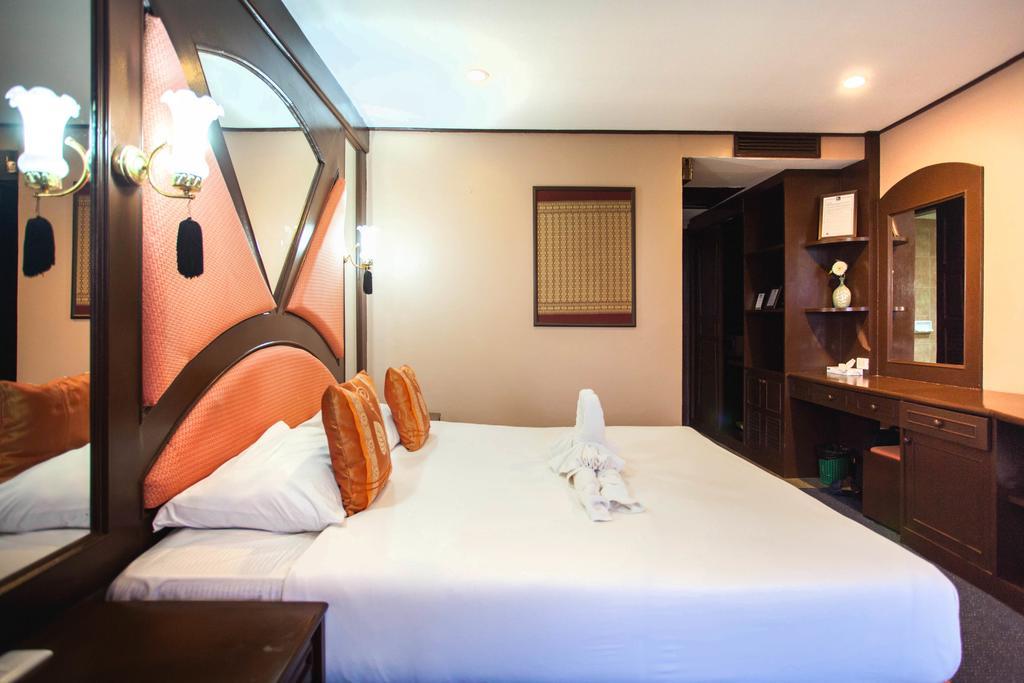Kelly'S Residency 호텔 Patong 외부 사진